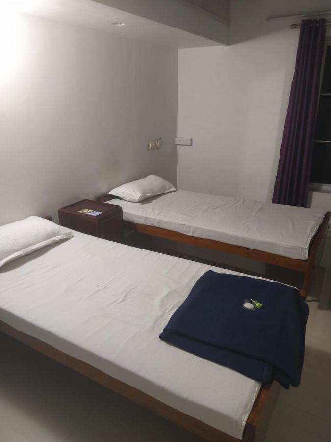 Paradise Inn Guest House アーラップーザ県 エクステリア 写真